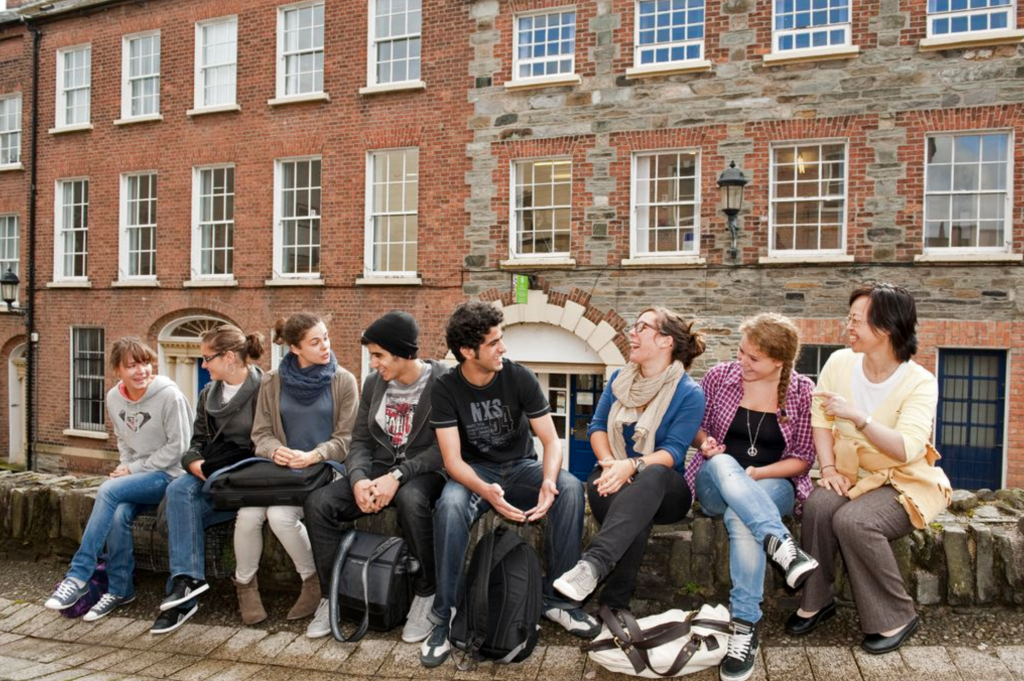 Sommarprogram för ungdomar i Clonmel på Irland